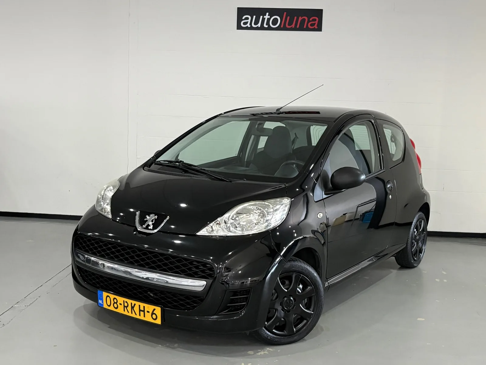Peugeot 107 (2011) — foto 1