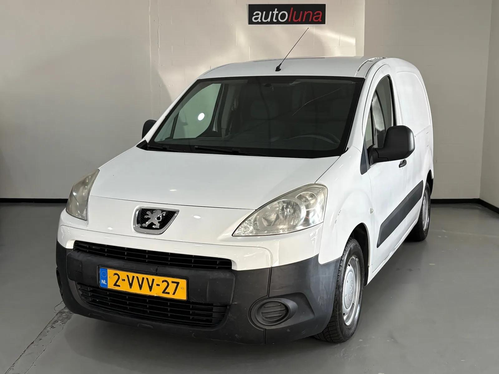 Peugeot Partner (2012) — foto 1