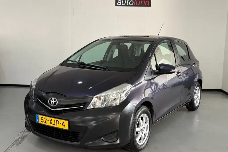 Toyota Yaris (2012)