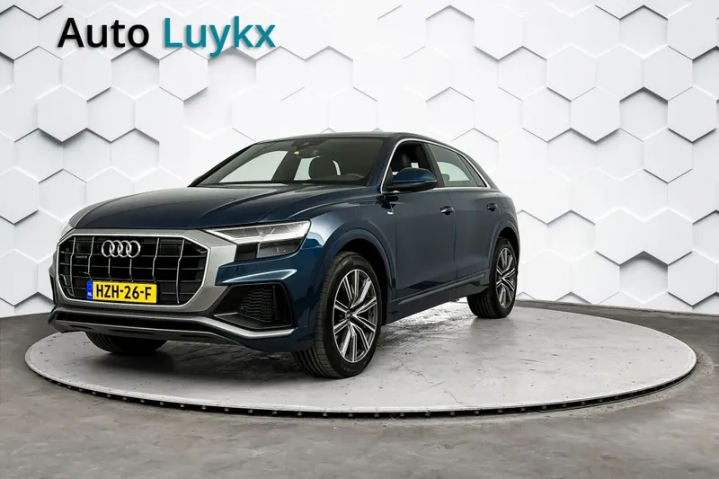 Audi Q8 (2021)