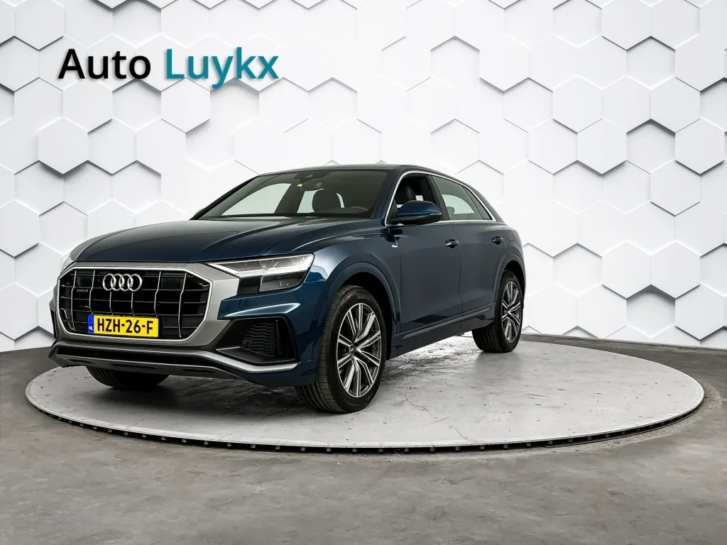 Audi Q8 (2021) — foto 1