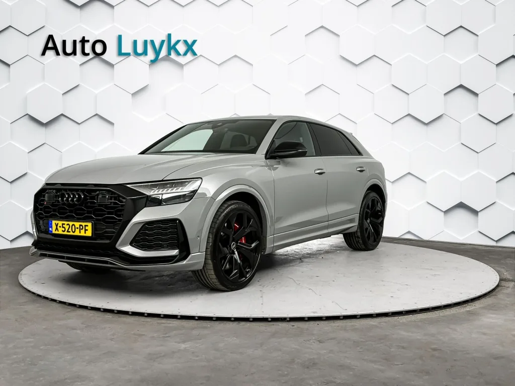 Audi RS Q8 (2023) — foto 1