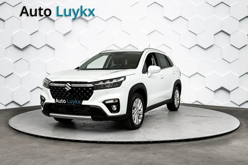 Suzuki S-Cross (2024)