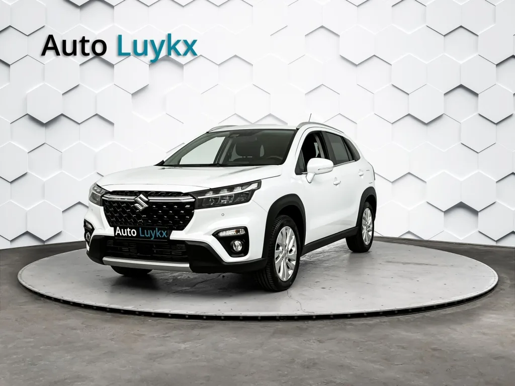 Suzuki S-Cross (2024) — foto 1