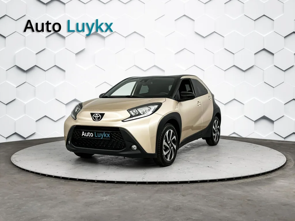 Toyota Aygo X (2023) — foto 1