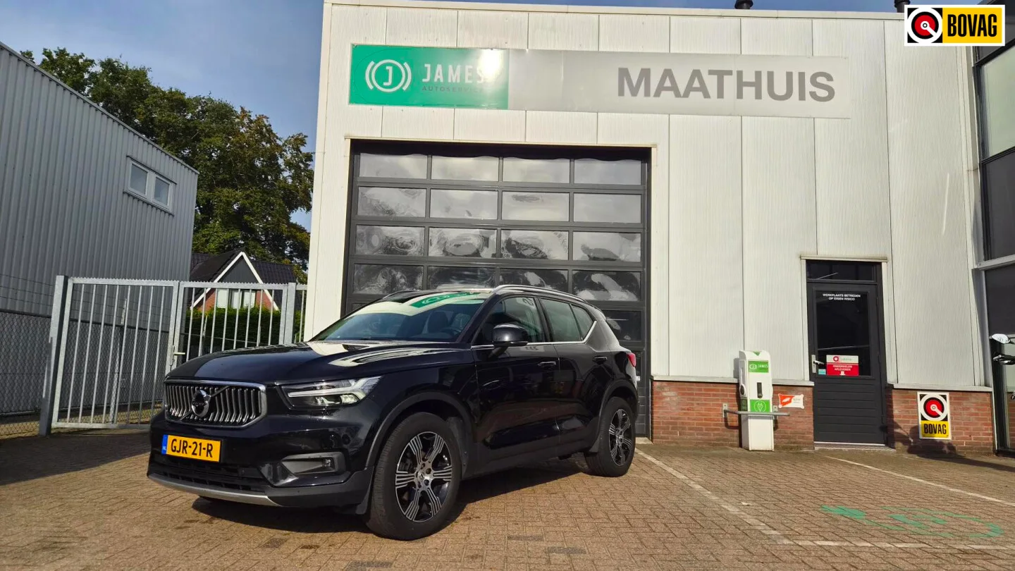 Volvo XC40 (2020) — foto 1