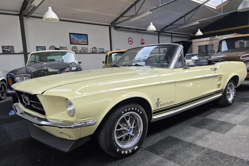 Ford 607 (1967)