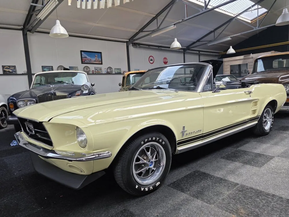 Ford 607 (1967) — foto 1