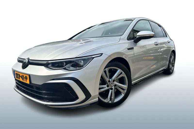 Volkswagen Golf (2022)
