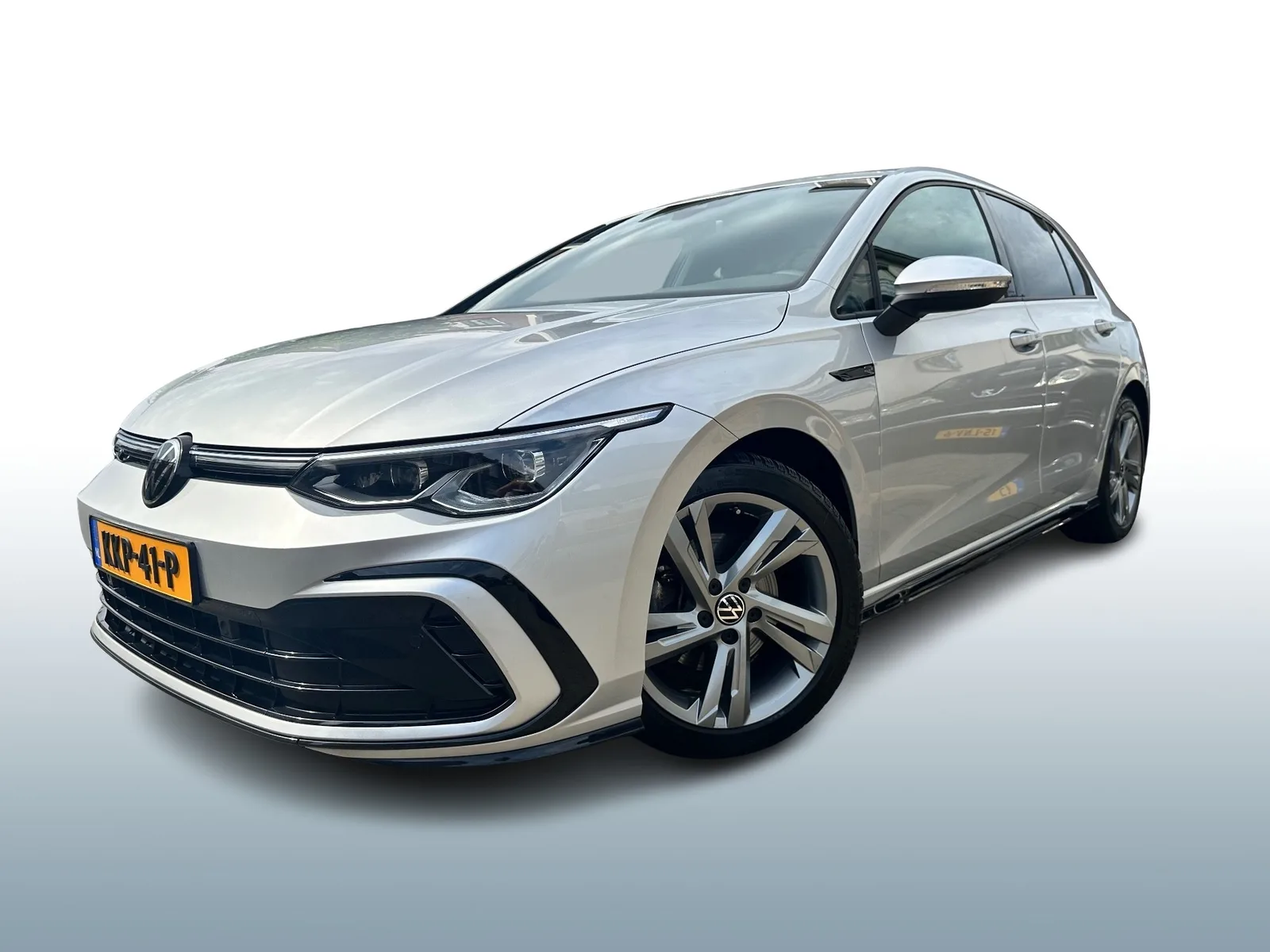Volkswagen Golf (2022) — foto 1