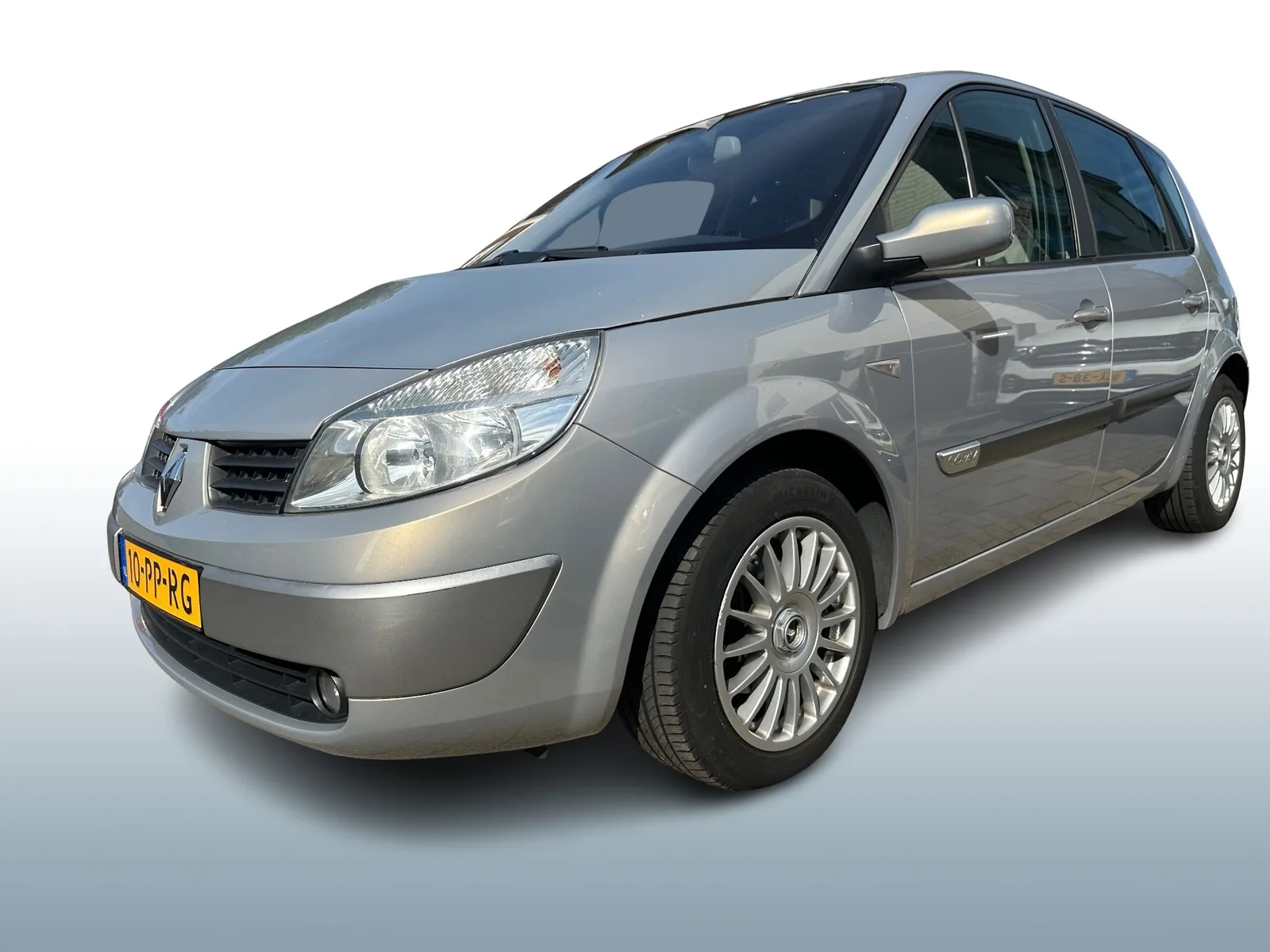 Renault Scénic (2004) — foto 1