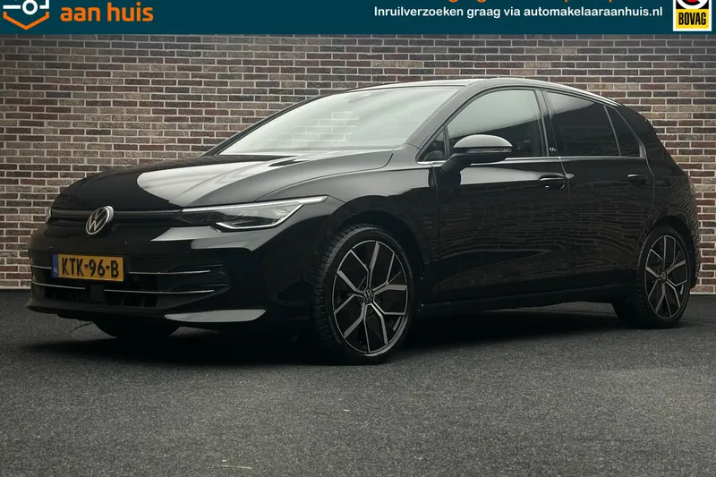 Volkswagen Golf (2024)