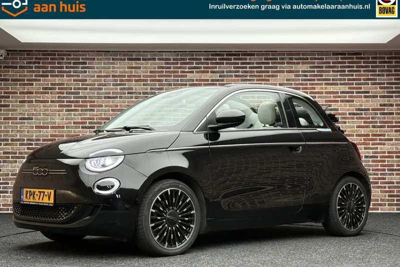 Fiat 500C (2022)