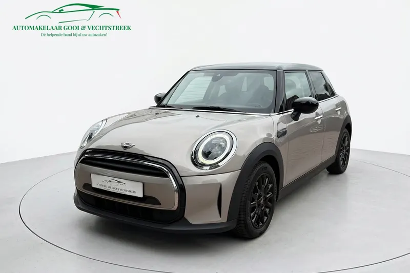 MINI Cooper (2021)