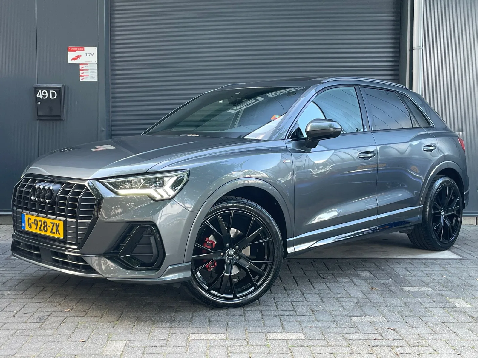 Audi Q3 (2020) — foto 1