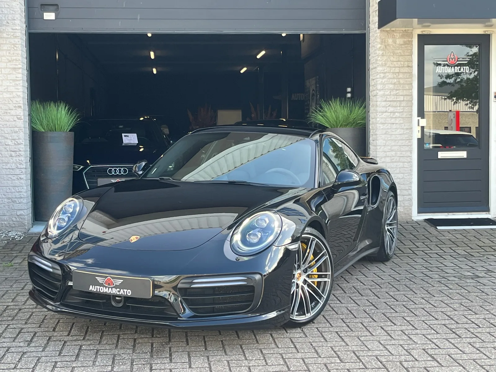 Porsche 911 (2017) — foto 1