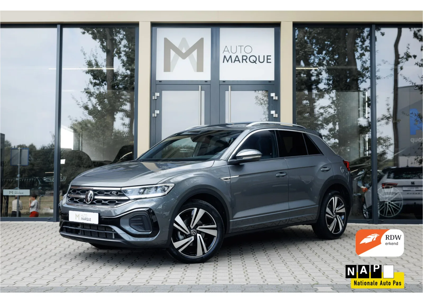 Volkswagen T-Roc (2025) — foto 1