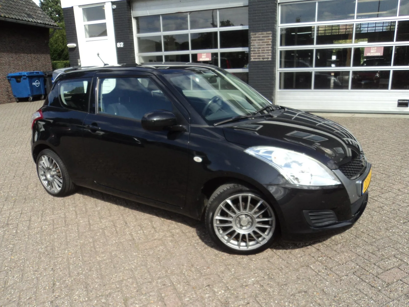 Suzuki Swift (2011) — foto 1