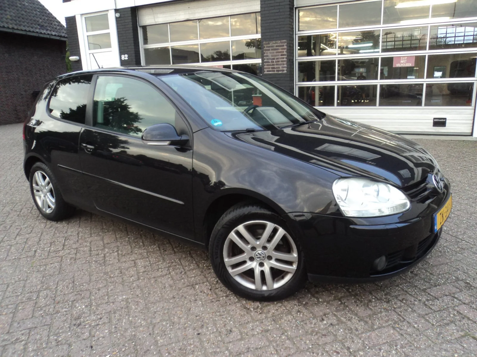Volkswagen Golf (2006) — foto 1