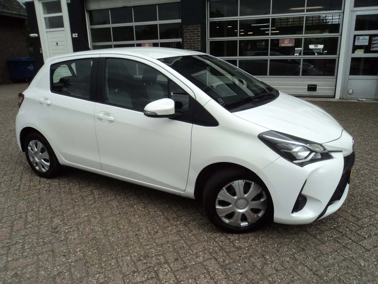 Toyota Yaris (2019) — foto 1