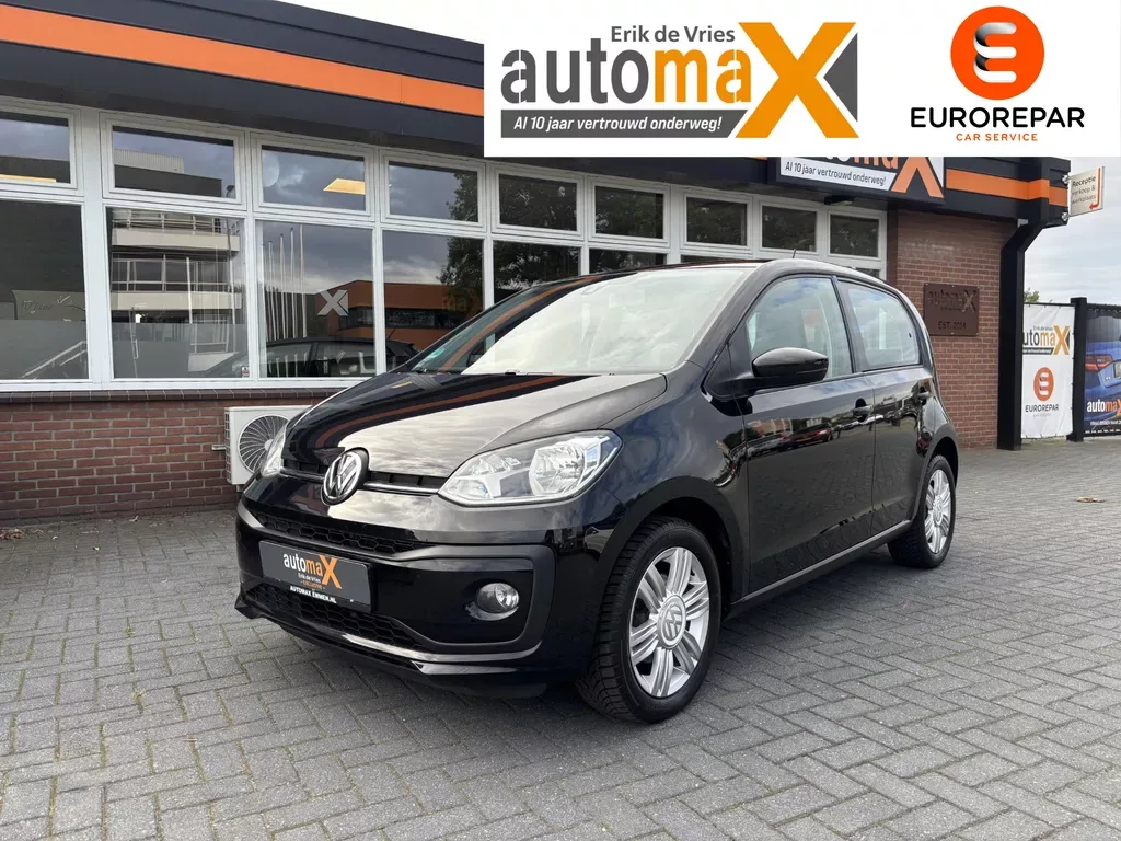 Volkswagen Up! (2018) — foto 1