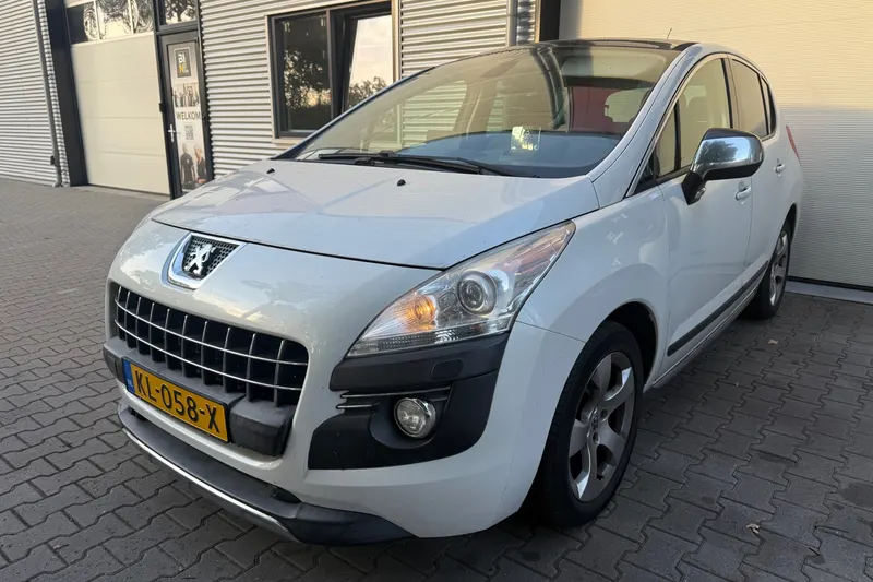 Peugeot 3008 (2011)