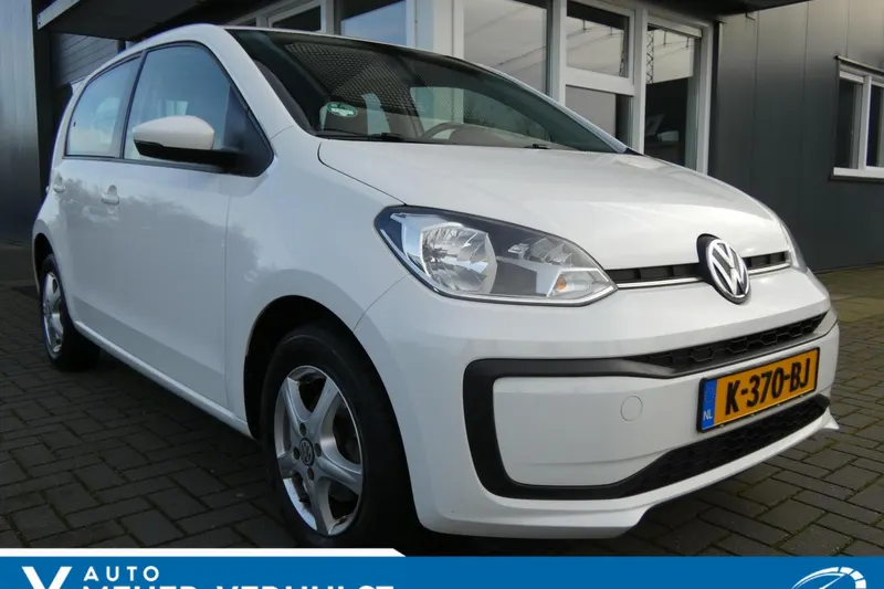 Volkswagen Up! (2017)