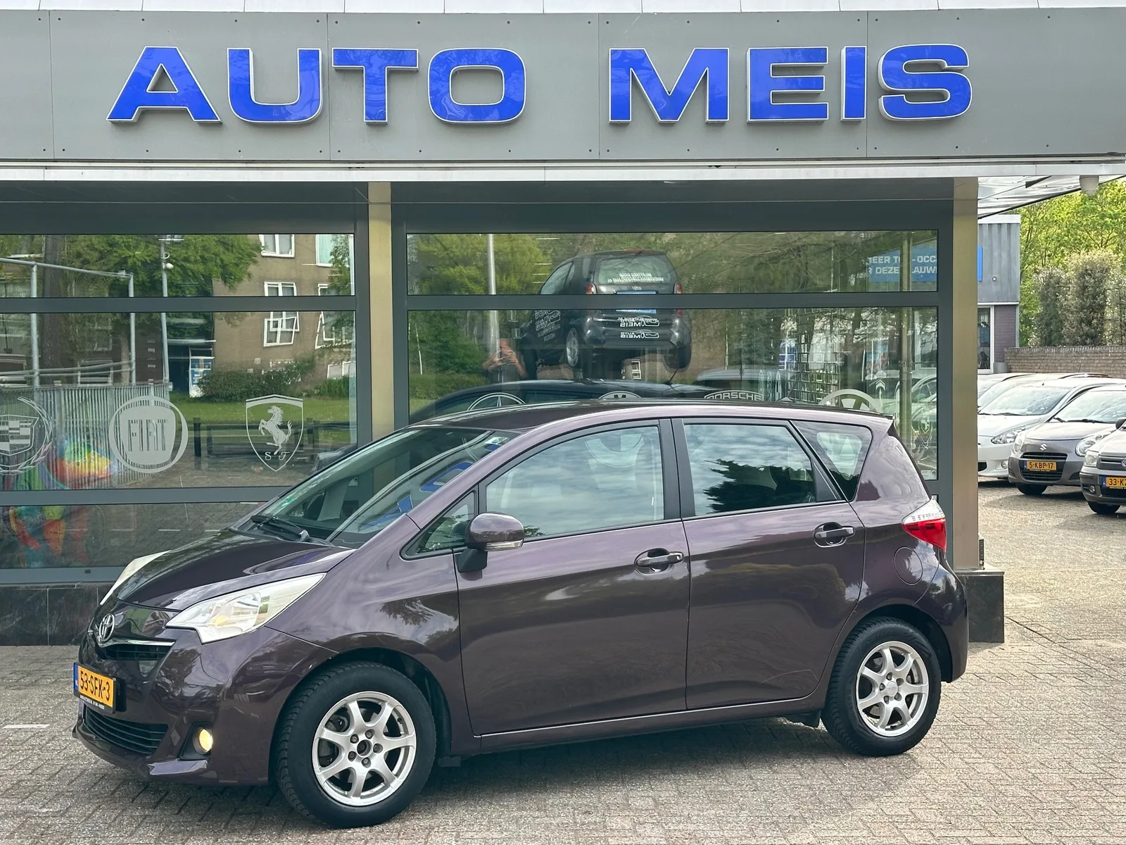Toyota Verso (2011) — foto 1
