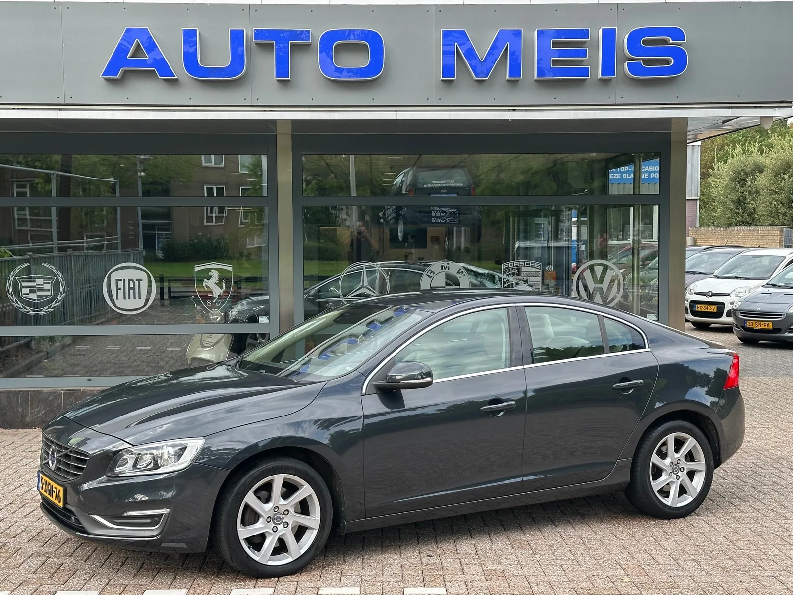 Volvo S60 (2014) — foto 1