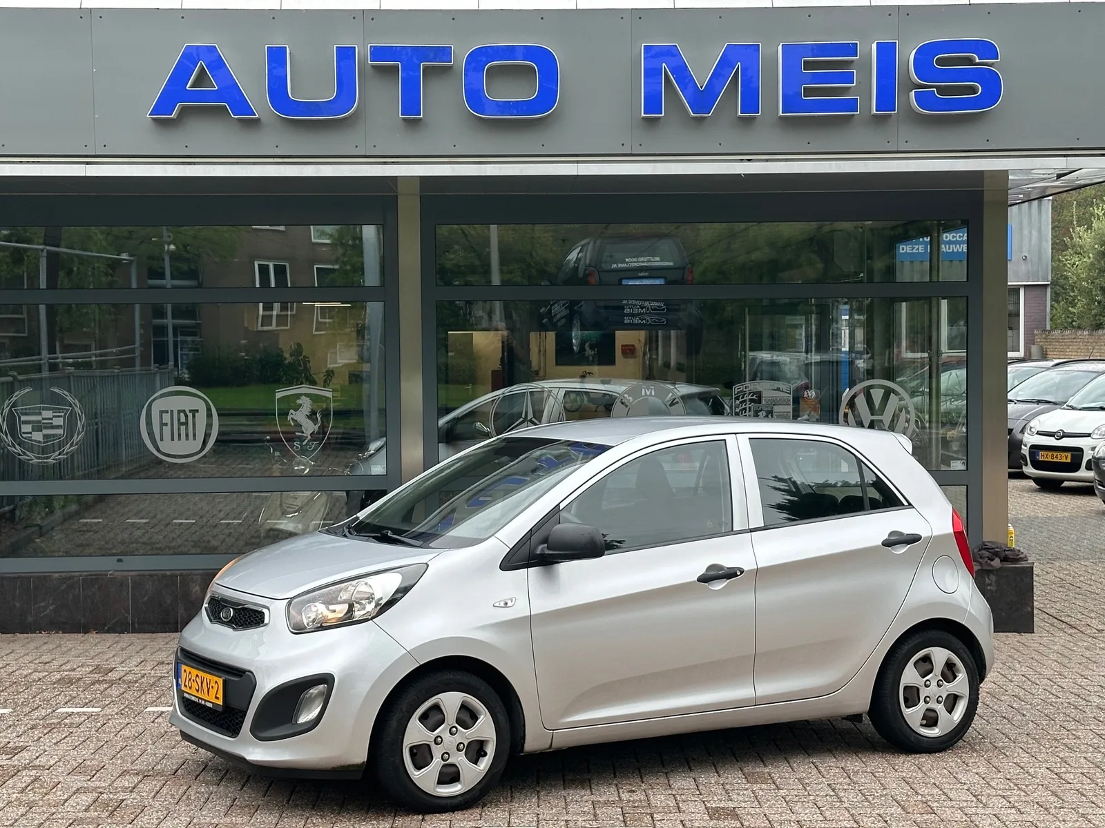 Kia Picanto (2011) — foto 1