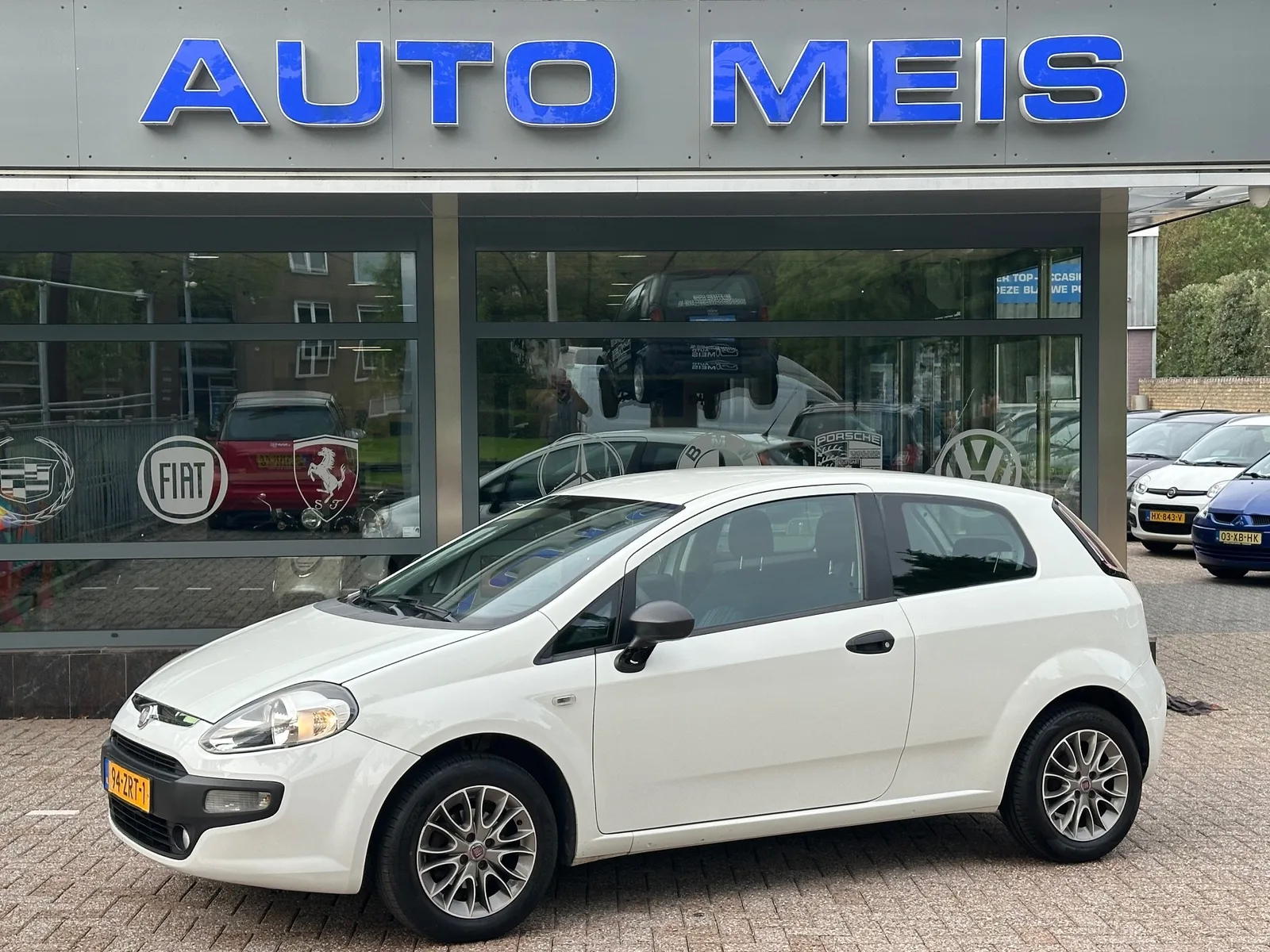 Fiat Punto (2010) — foto 1
