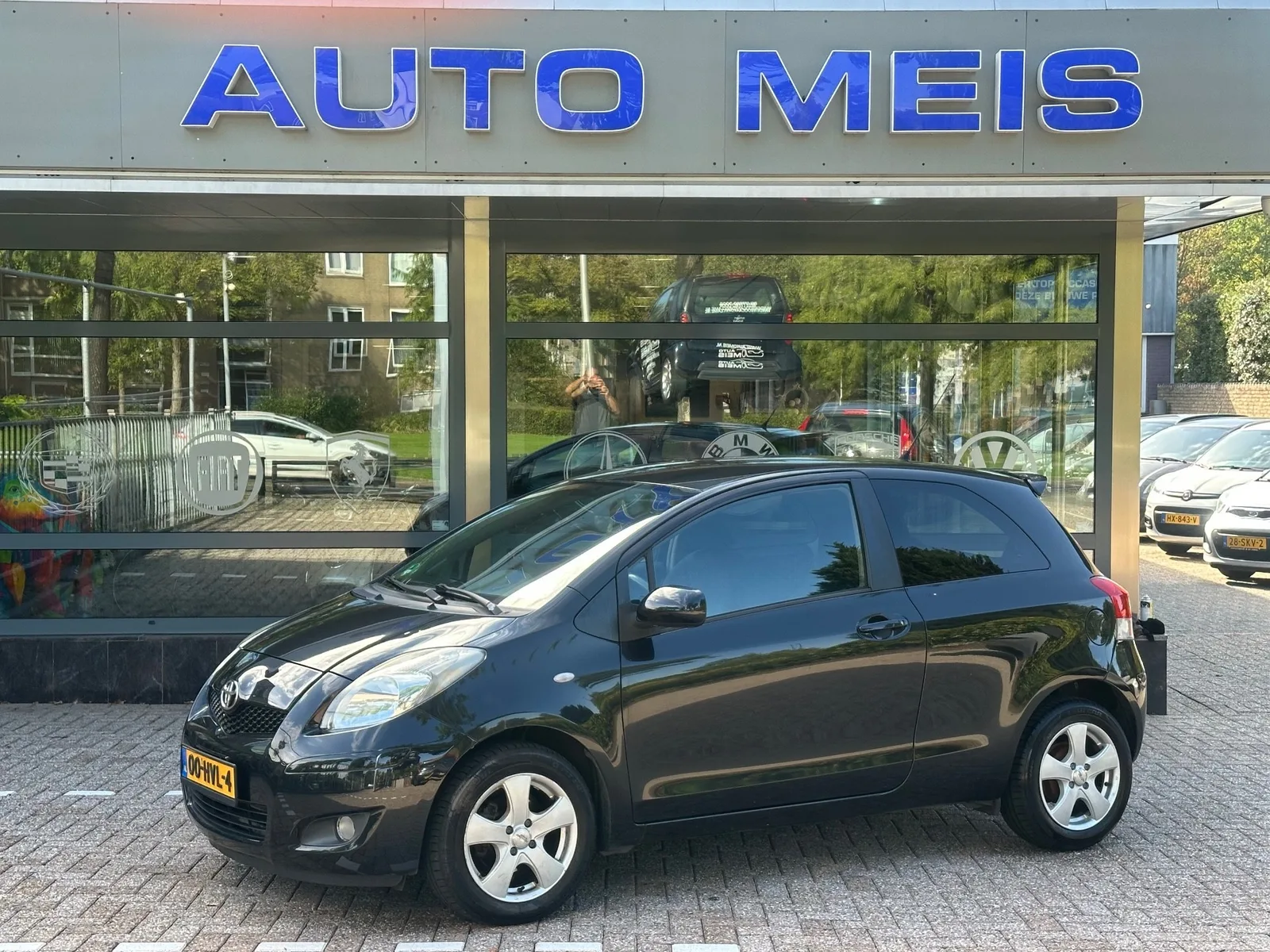 Toyota Yaris (2009) — foto 1