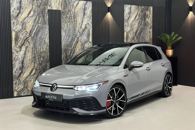 Volkswagen Golf (2021)