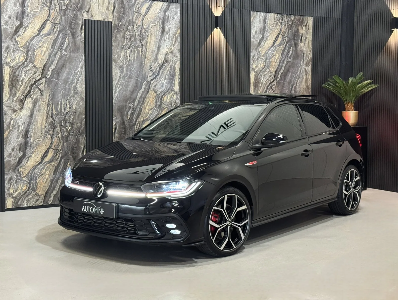 Volkswagen Polo (2022) — foto 1