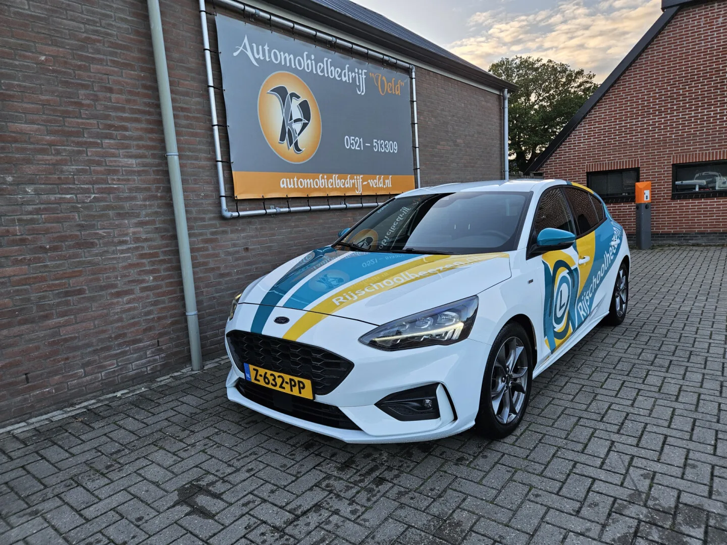 Ford Focus (2022) — foto 1
