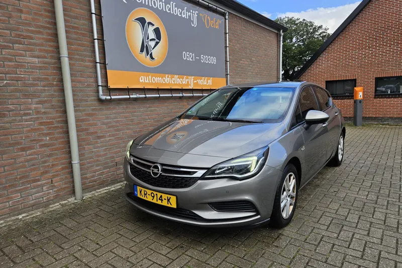 Opel Astra (2016)