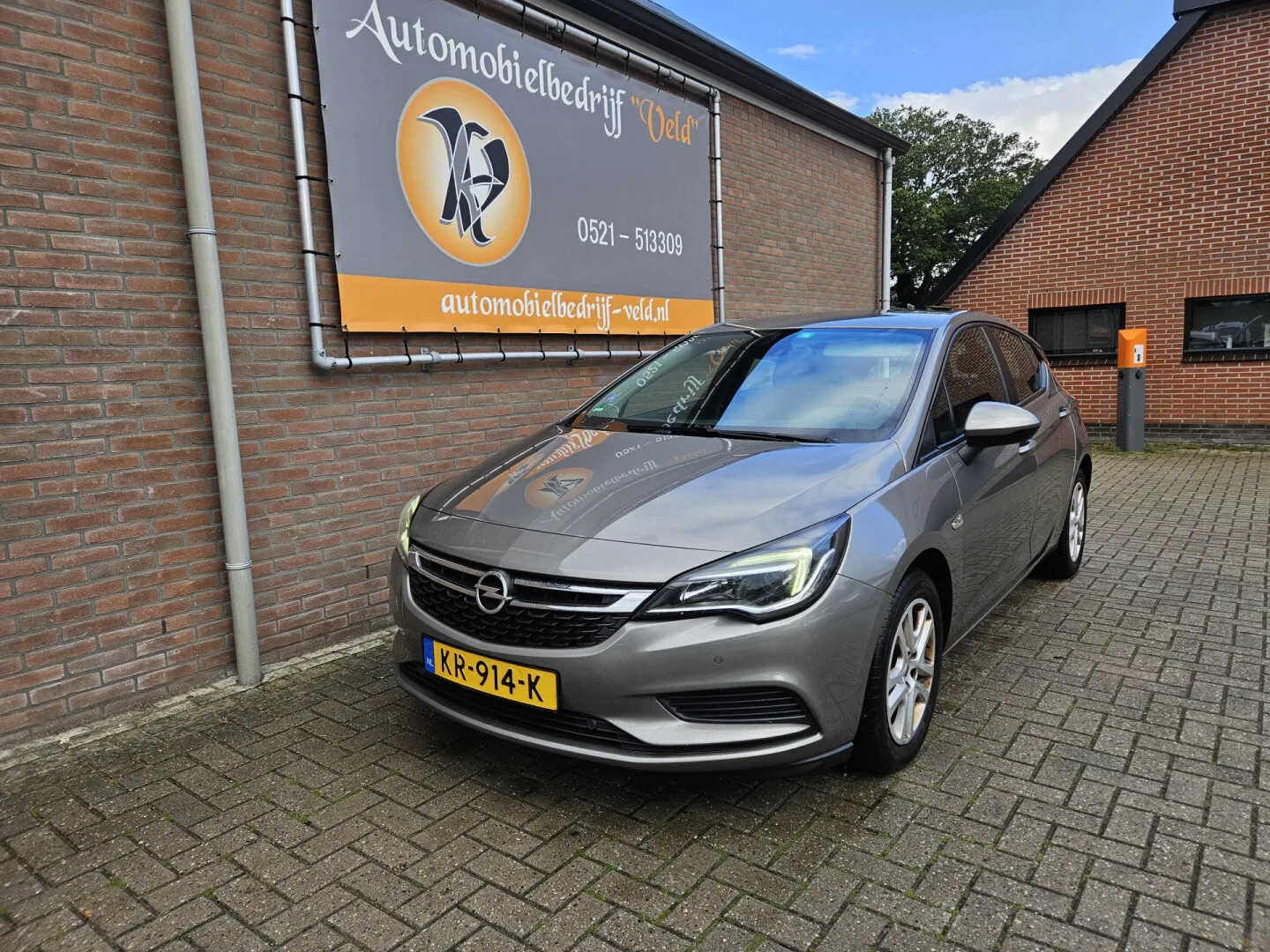 Opel Astra (2016) — foto 1