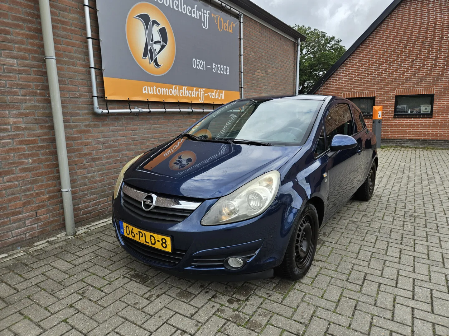 Opel Corsa (2011) — foto 1