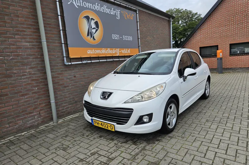 Peugeot 207 (2010)