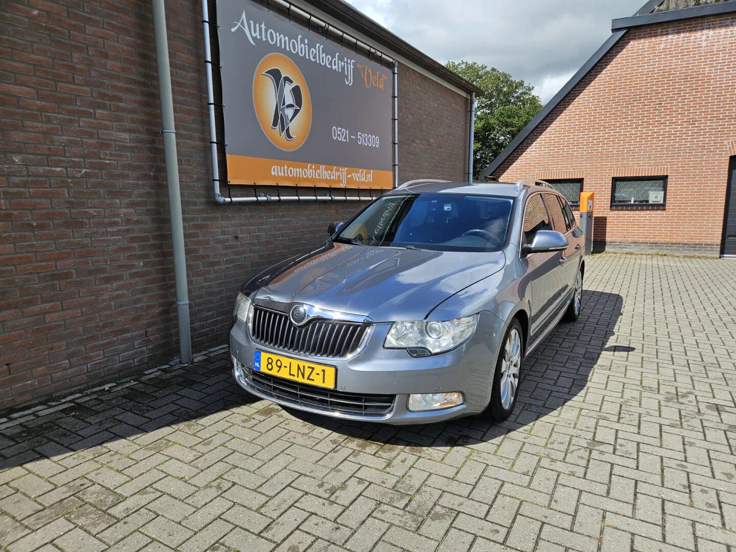 Škoda Superb (2010) — foto 1