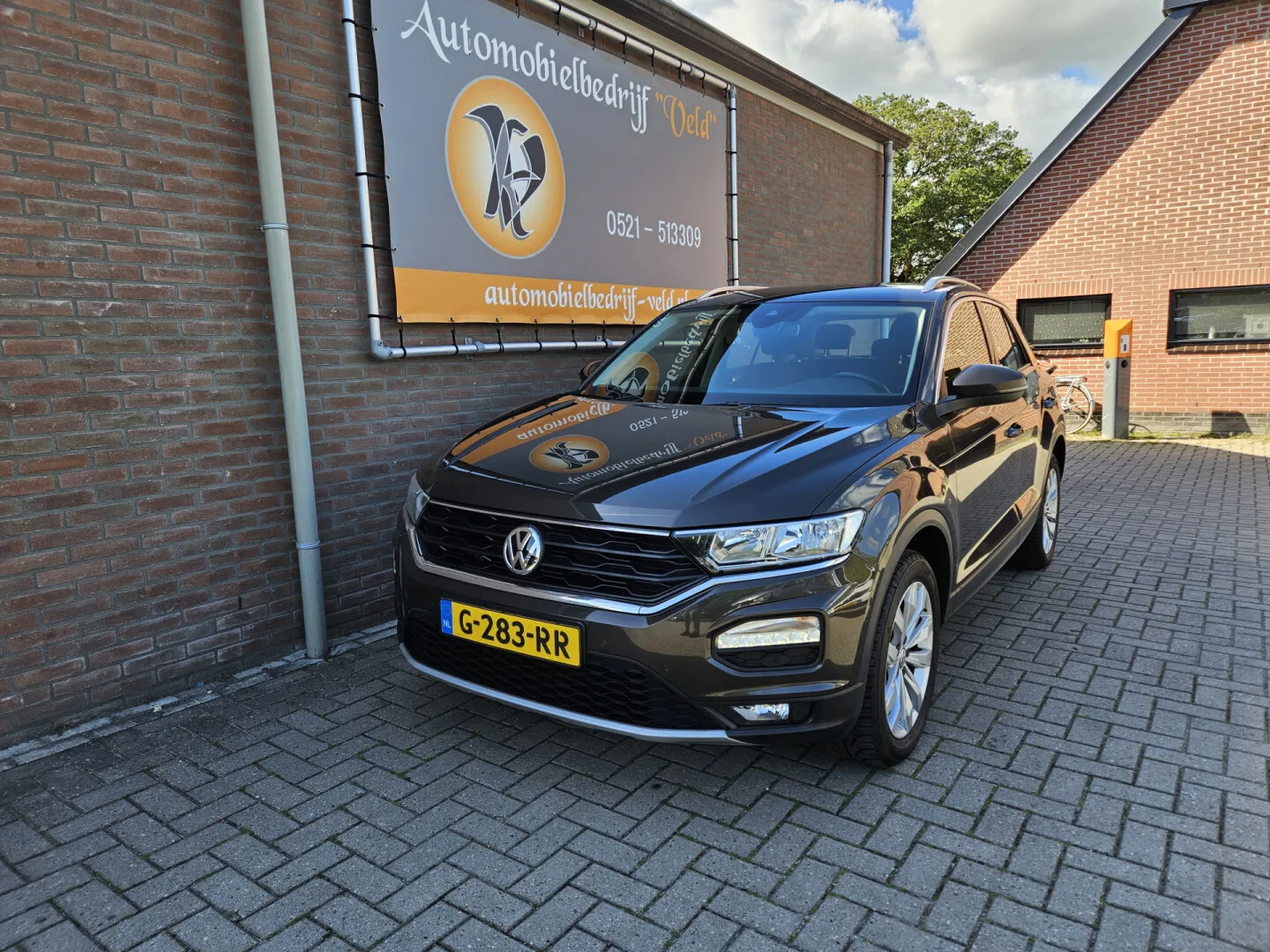 Volkswagen T-Roc (2019) — foto 1