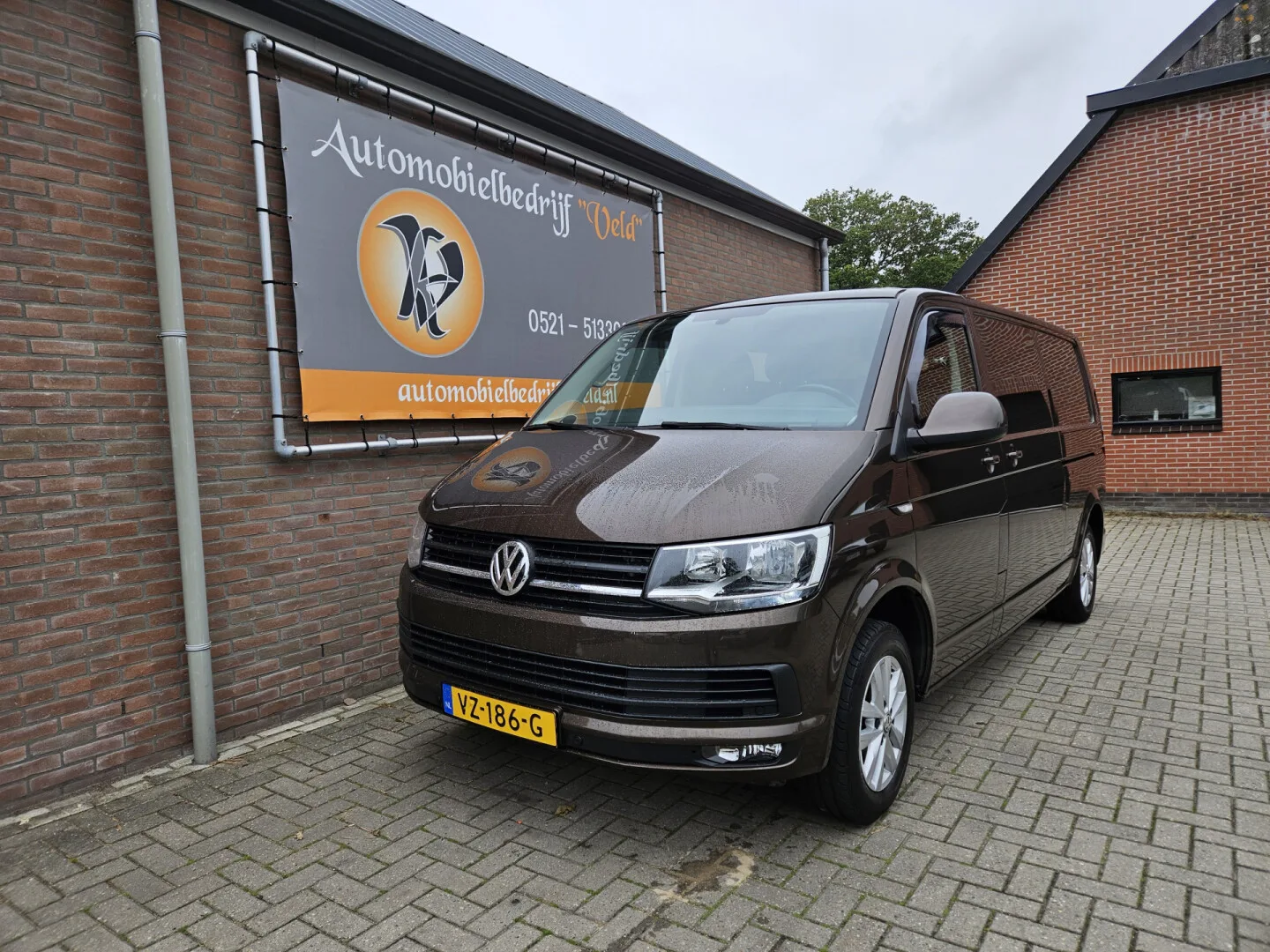 Volkswagen Transporter (2016) — foto 1
