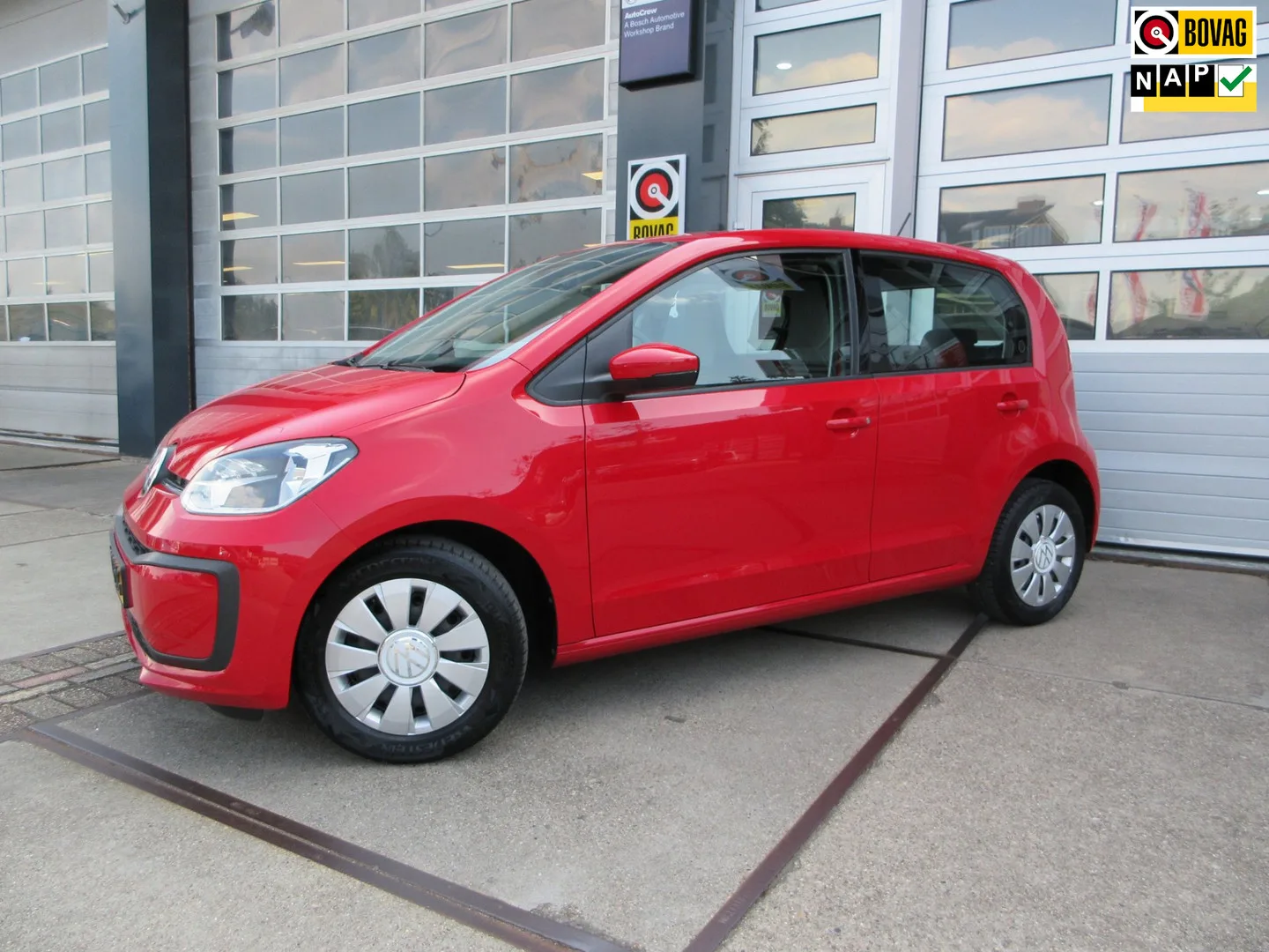 Volkswagen Up! (2020) — foto 1