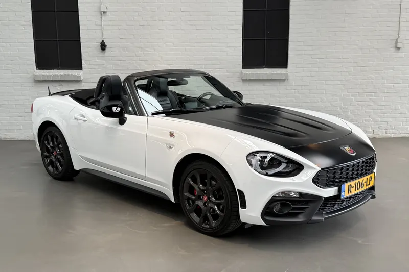 Fiat 124 Spider (2017)