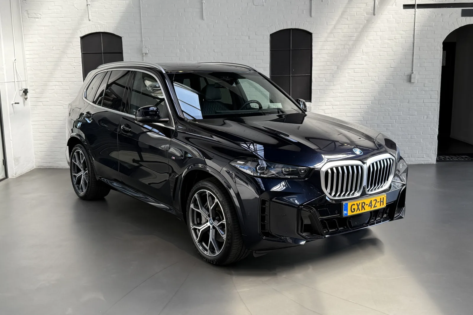 BMW X5 (2024) — foto 1