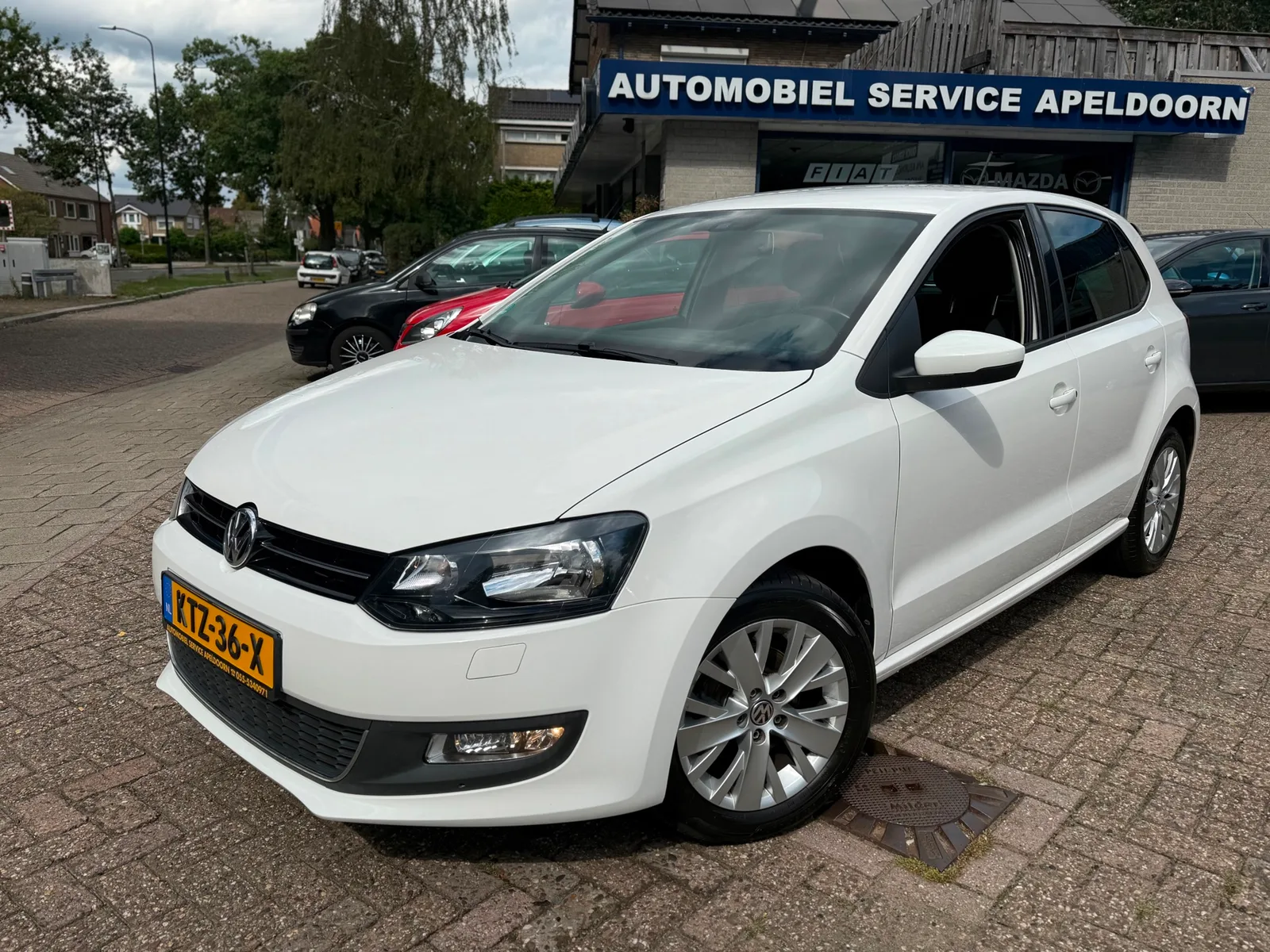 Volkswagen Polo (2013) — foto 1