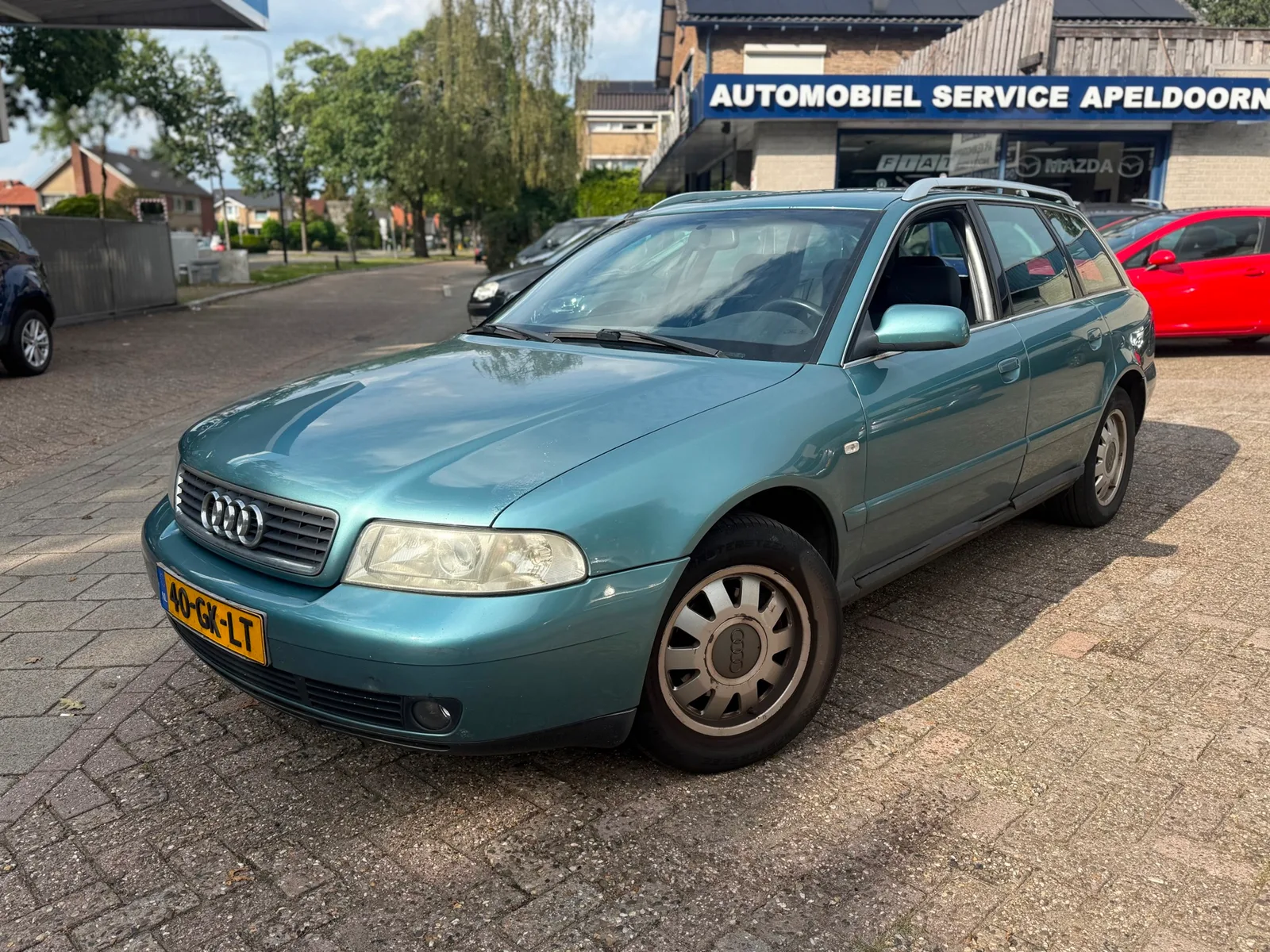 Audi A4 (2001) — foto 1