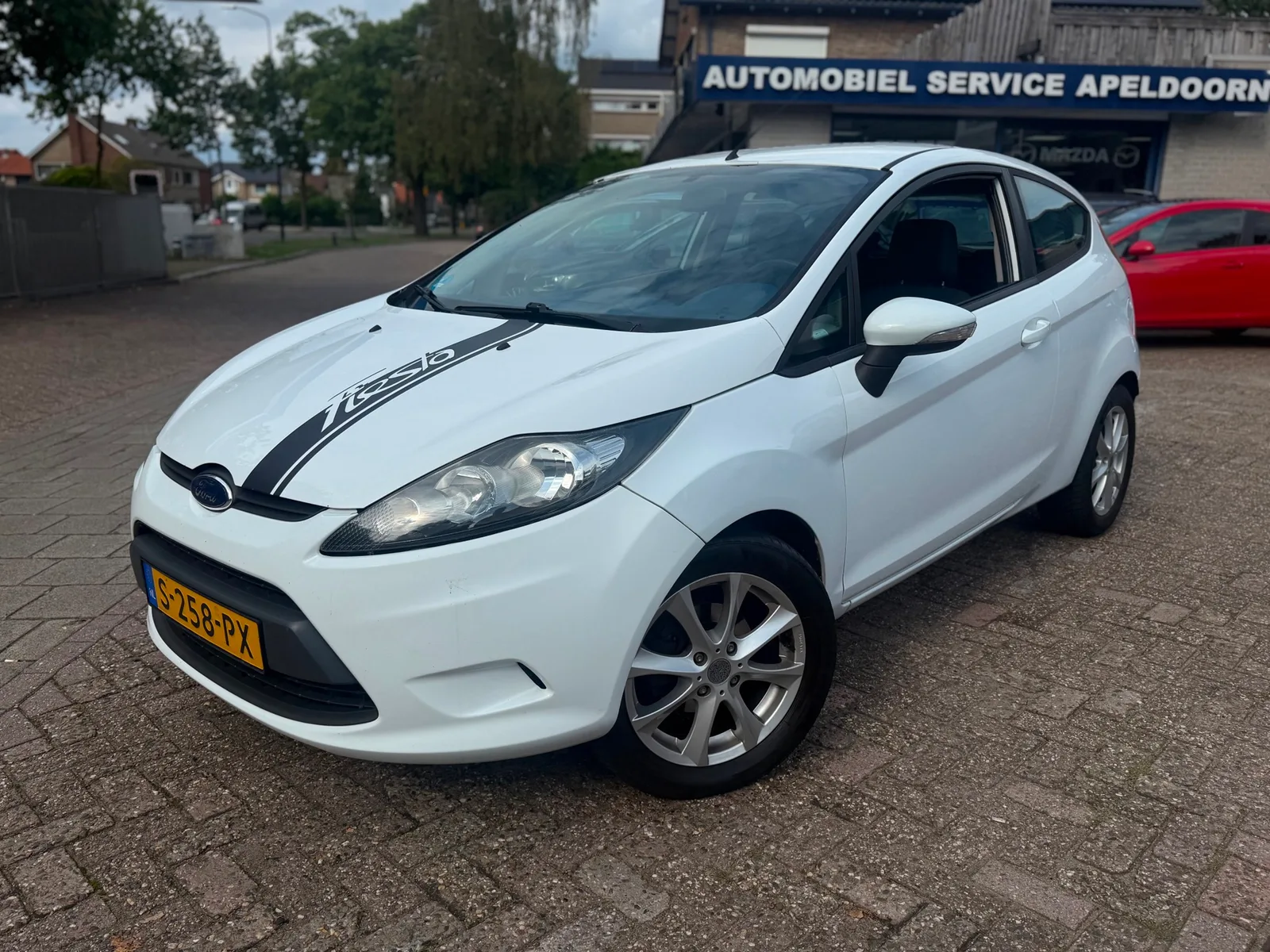 Ford Fiesta (2009) — foto 1