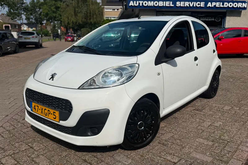 Peugeot 107 (2012)