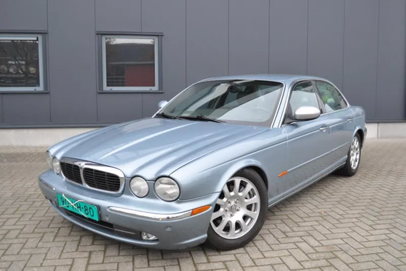 Jaguar XJ (2003)